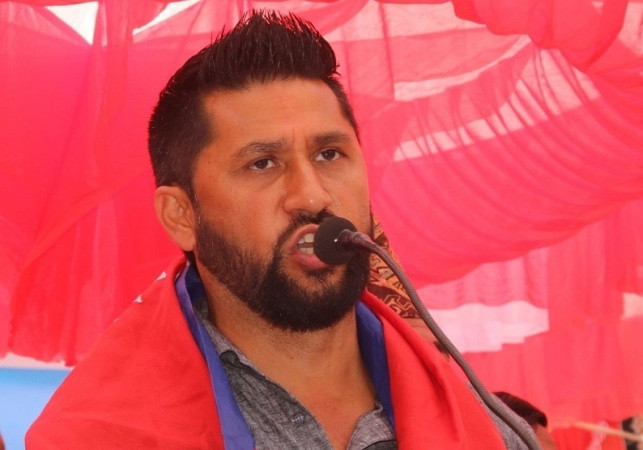 लामिछानेमाथि मुद्दा नचलाउने महान्यायाधिवक्ताको निर्णयविरूद्ध सर्वोच्चमा रिट