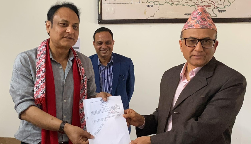एमालेबाट सर्वेन्द्र खनालले गरे मनोनयन दर्ता