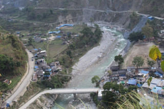 म्याग्दीमा निर्माण सम्पन्न भएका १३ मध्ये ६ पुलमा चल्न थाल्यो गाडी
