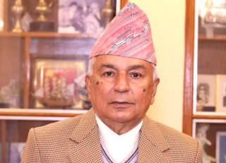 राष्ट्रपतिले दशैंमा सर्वसाधारणलाई टीका लगाइदिने