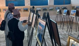 ‘१० मिनेटमा नेपाल फनक्कै’